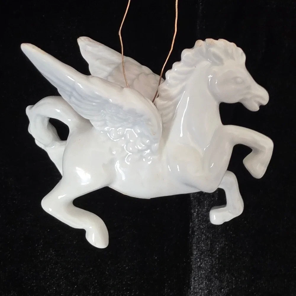 VTG Fitz & Floyd Japan White Porcelain Pegasus Winged Horse Ornament Figurine